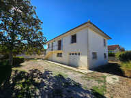 Maison familiale lumineuse de 123m² avec jardin clos et beau potentiel — photo 2
