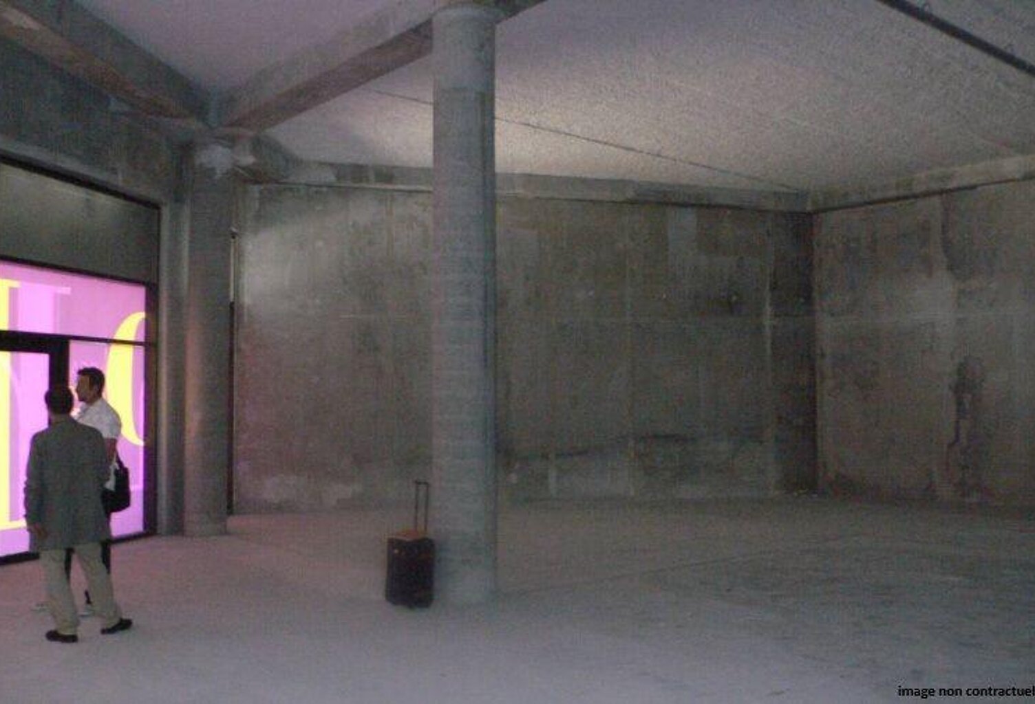 Local commercial de 127m² à 521m² !!! — photo 1