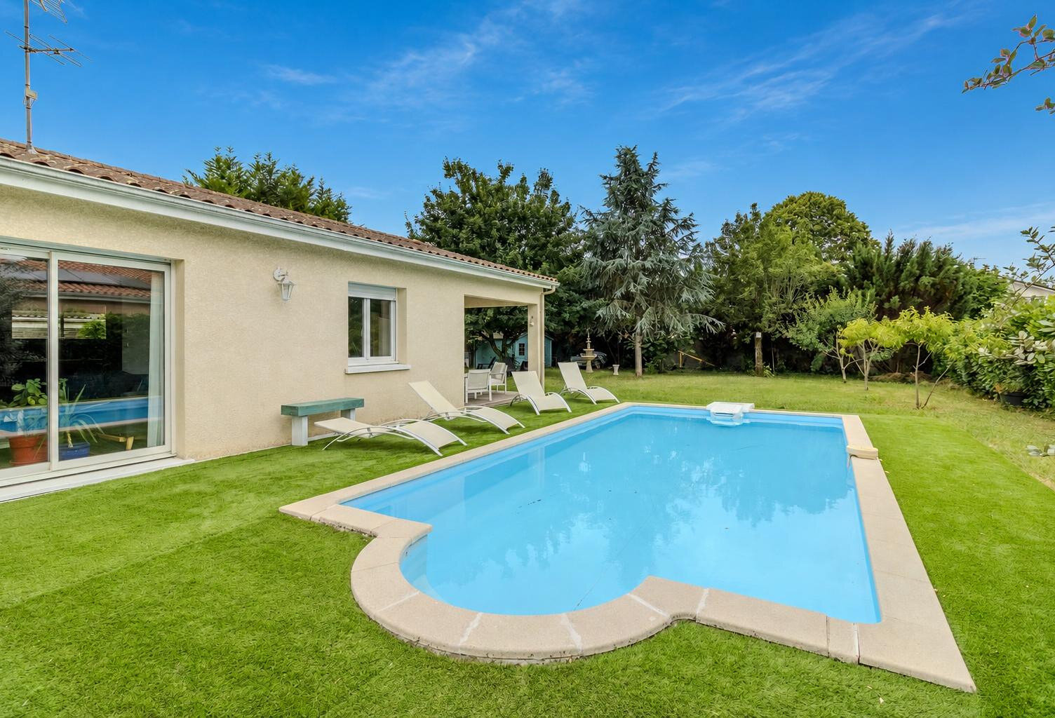 Maison — photo 1