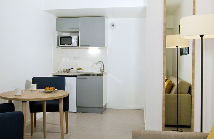 Studio meublé et équipé au coeur des Batignolles — photo 3