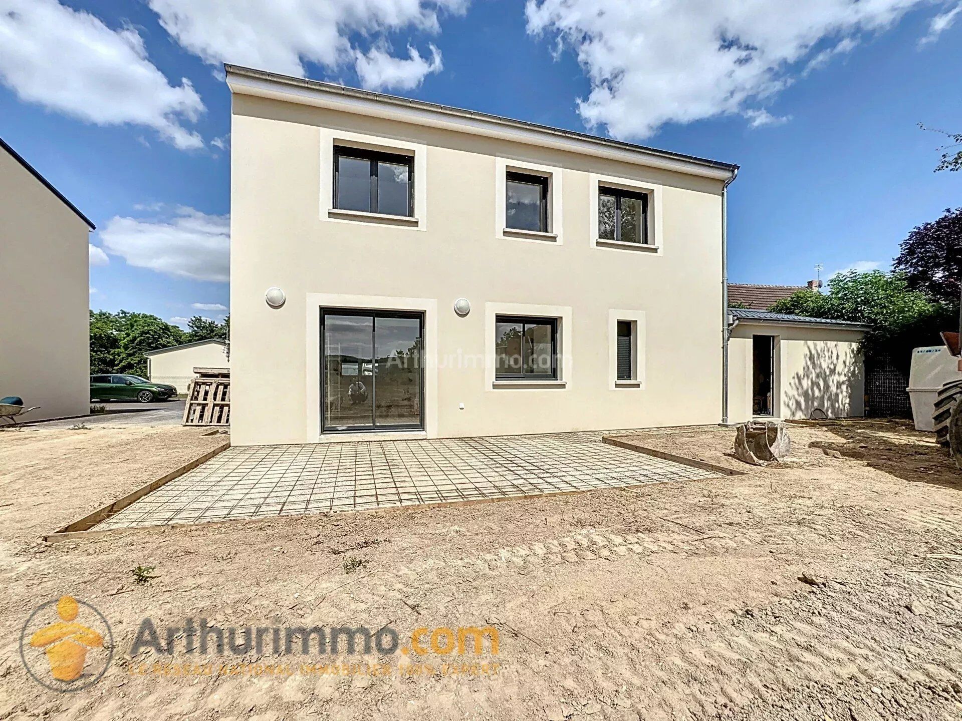 Maison 5 pièces 118 m² · aux Petites-Loges · 118 m² · 1 425 €/mois