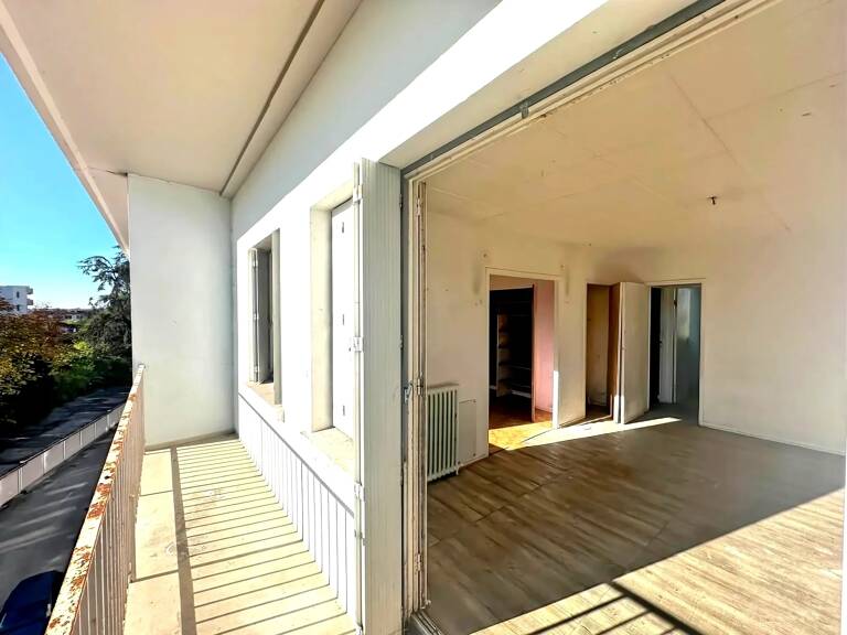 CAUDÉRAN – T4 AU 4E ET DERNIER ÉTAGE – BALCON – FORT POTENTIEL — photo 1