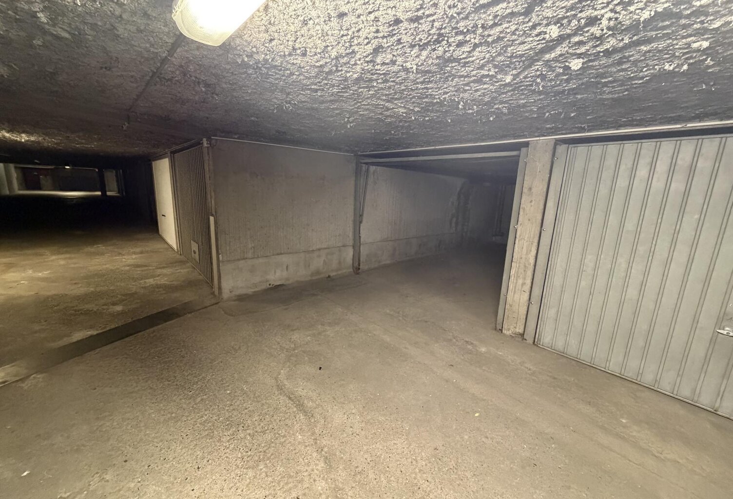 Vente garage  11 m² Grenoble (38000) — photo 1