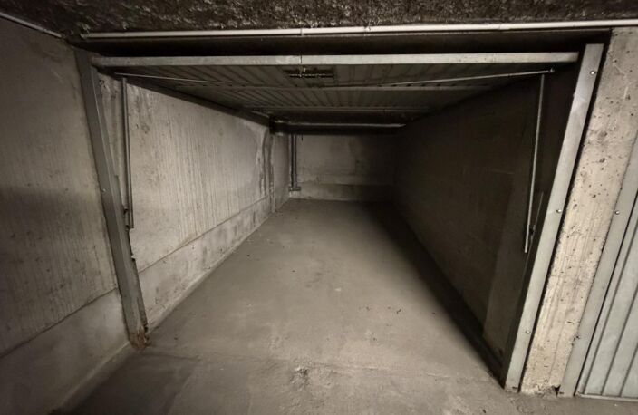 Vente garage  11 m² Grenoble (38000) — photo 3