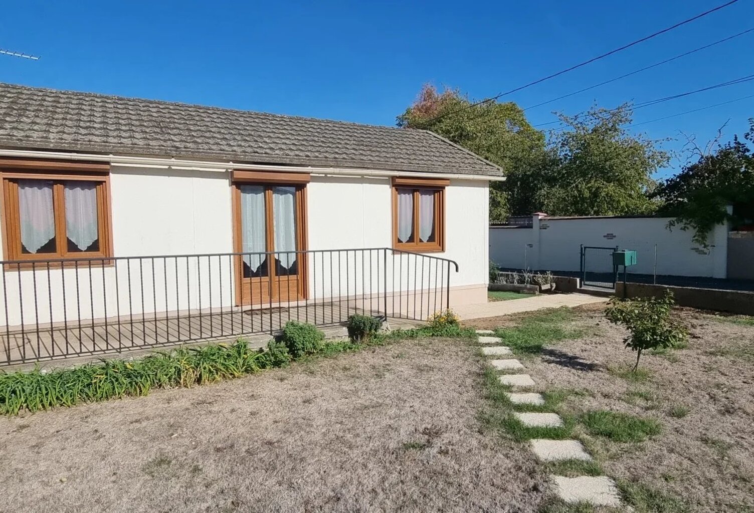 Charmante maison 3 pièces de 45 m² avec grand jardin – Champigny (89340) — photo 1