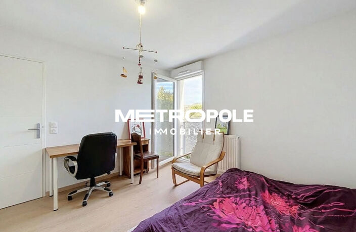 Tarare - Appartement T3 récent avec balcon et garage — photo 3
