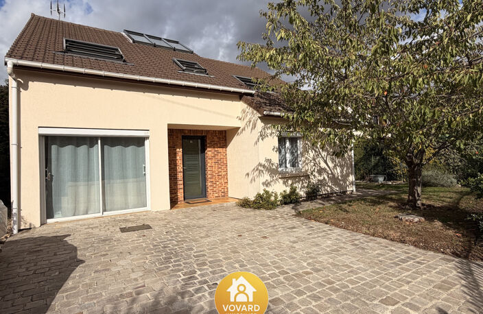 Maison de 141 m2  lumineuse avec jardin sans vis-à-vis — photo 2