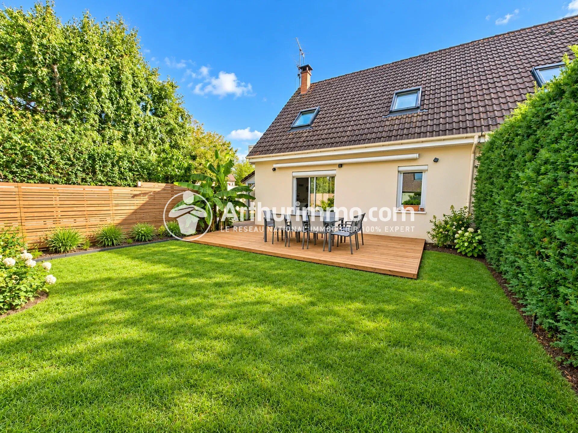 Maison 5 pièces 90 m² · à Saintry-sur-Seine · 90 m² · 290 000 €