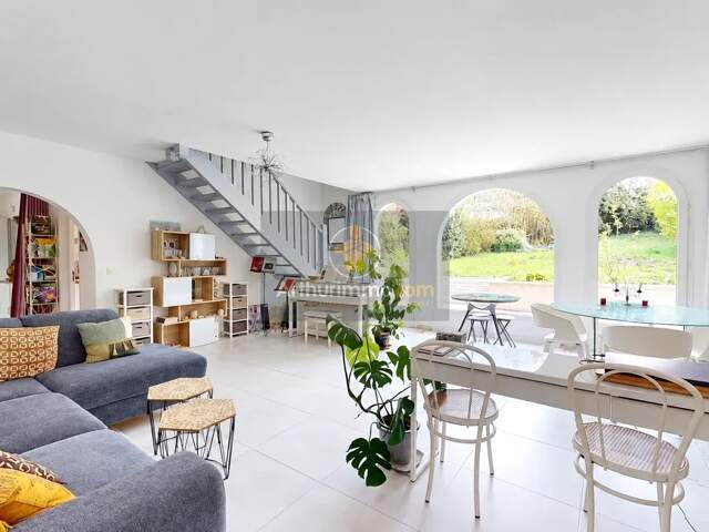 Maison familiale 6 pièces 5 chambres  L'Étang-la-Ville  3 min gare Ligne L  Jardin plein sud Aucun travaux — photo du bien