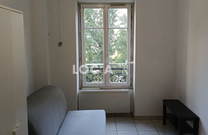 Location appartement 1 pièce 17 m² à Villeurbanne (69100) — photo 2