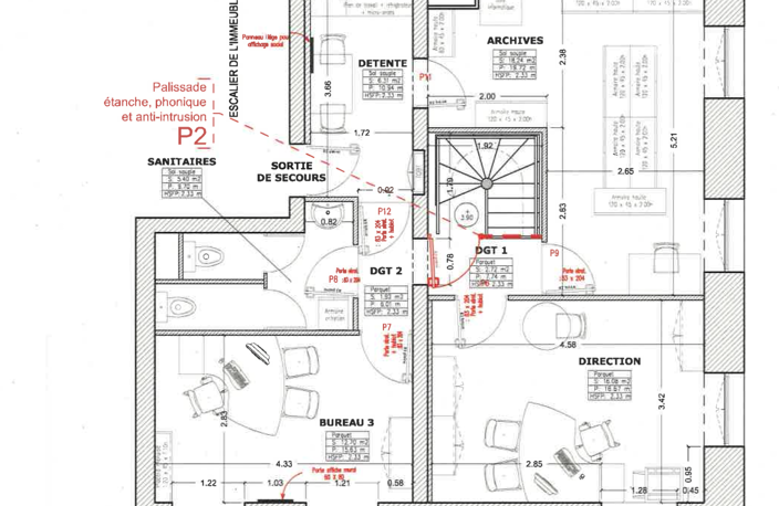 BUREAUX 59 M2 VIEUX PORT/JEAN BALLARD — photo 4