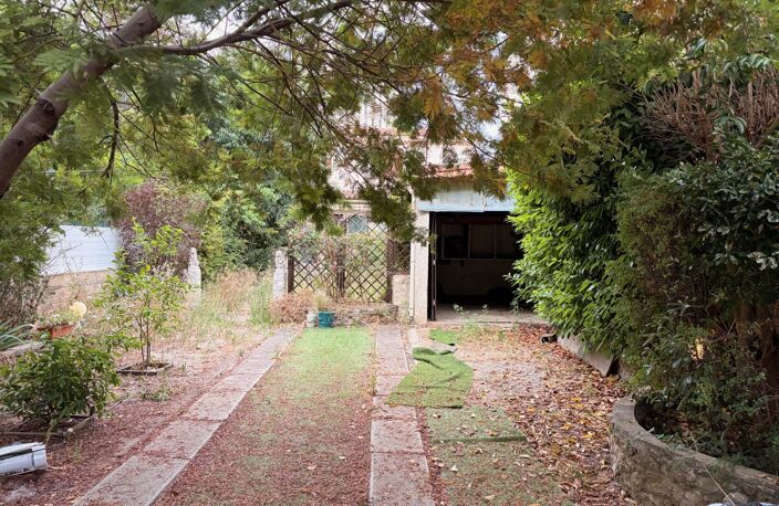 Vente maison 4 pièces 98 m² Marseille 12 (13012) — photo 2