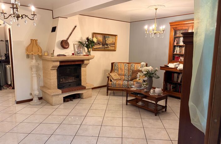 Vente maison 4 pièces 98 m² Marseille 12 (13012) — photo 4