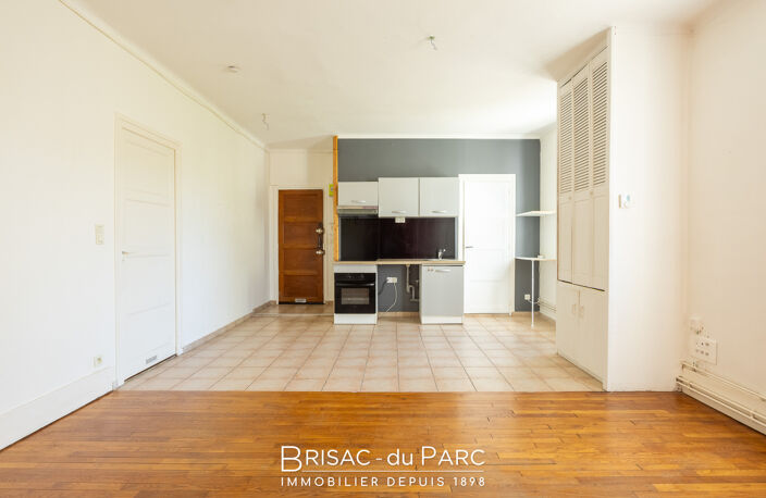 BAS Victor HUGO - Bel appartement T2 de 55 m² — photo 2
