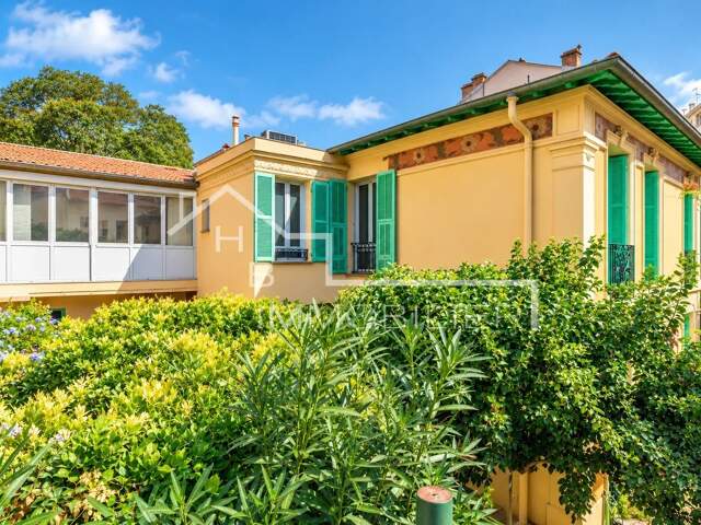 Maison 7 pièces 190 m² à Nice — photo du bien