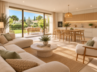 HYÈRES CENTRE – T4 DUPLEX EN REZ-DE-JARDIN AVEC 286 M² DE JARDIN — photo 2
