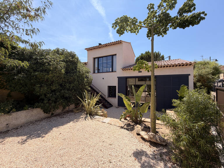 LA CADIERE D'AZUR - MAISON D'ARCHITECTE - RARE A LA VENTE — photo 1