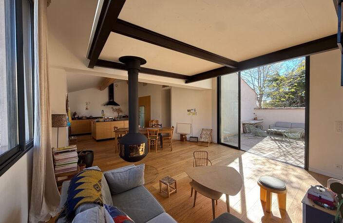 LA CADIERE D'AZUR - MAISON D'ARCHITECTE - RARE A LA VENTE — photo 2