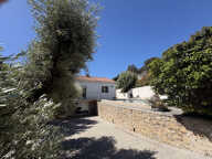 - OLLIOULES - MAISON VUE DEGAGEE + PISCINE — photo 3