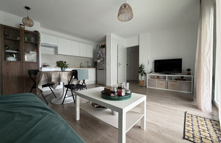 Lormont - Agréable T2 avec Balcon et Parking — photo 4