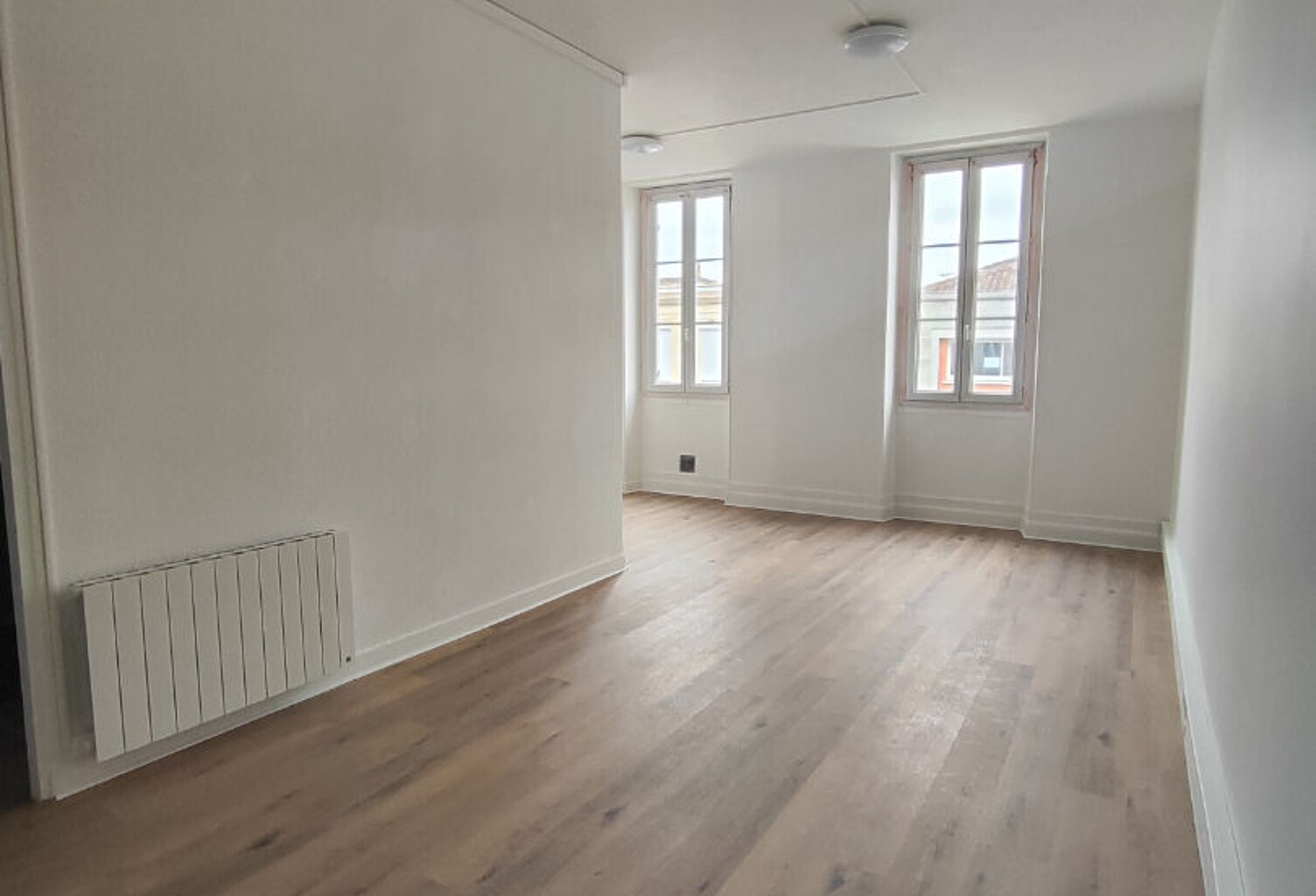 Local Professionnel Castelnau De Medoc 55 m2 — photo 1