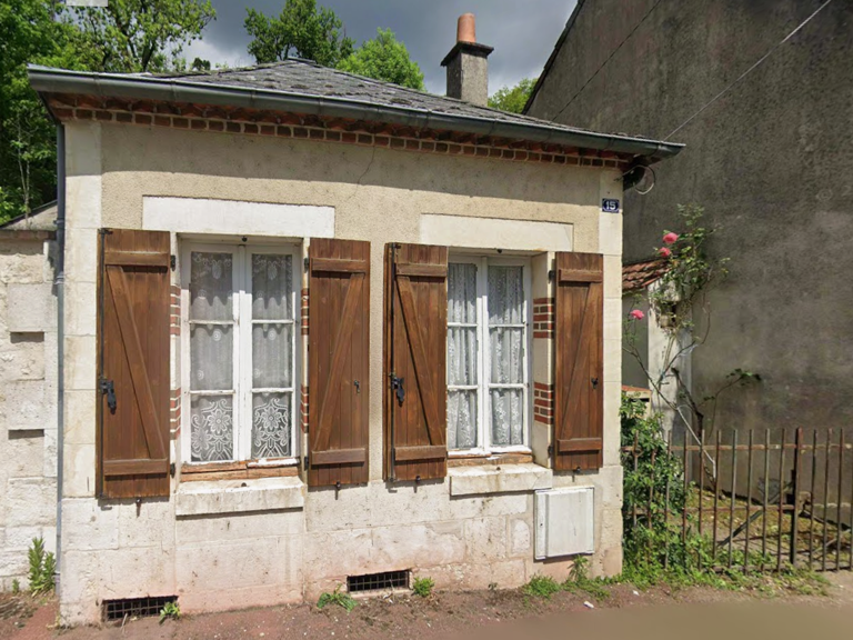 BRIARE- Maisonnette au pied du Canal — photo 1