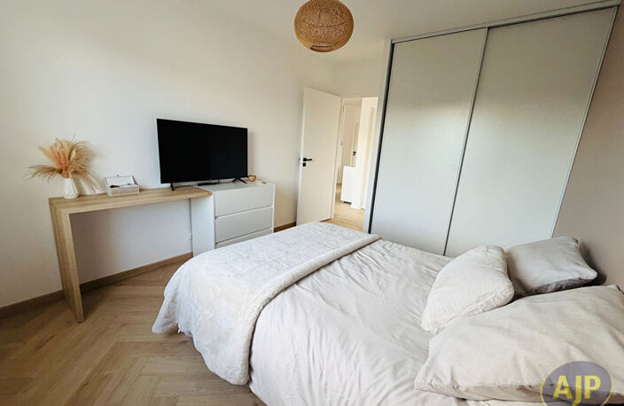 Maison Ecurat 3 pièce(s) 70.71 m2 — photo 2