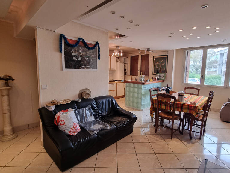 Maison en duplex, proche centre ville — photo 1