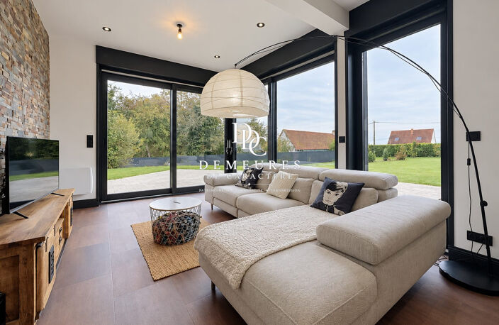 PAVILLON MODERNE - PROCHE HESDIN - 1,4 HECTARES — photo 5