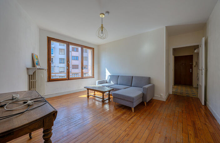 Appartement 4 pièces à vendre à Chambéry - 70 m² — photo 2
