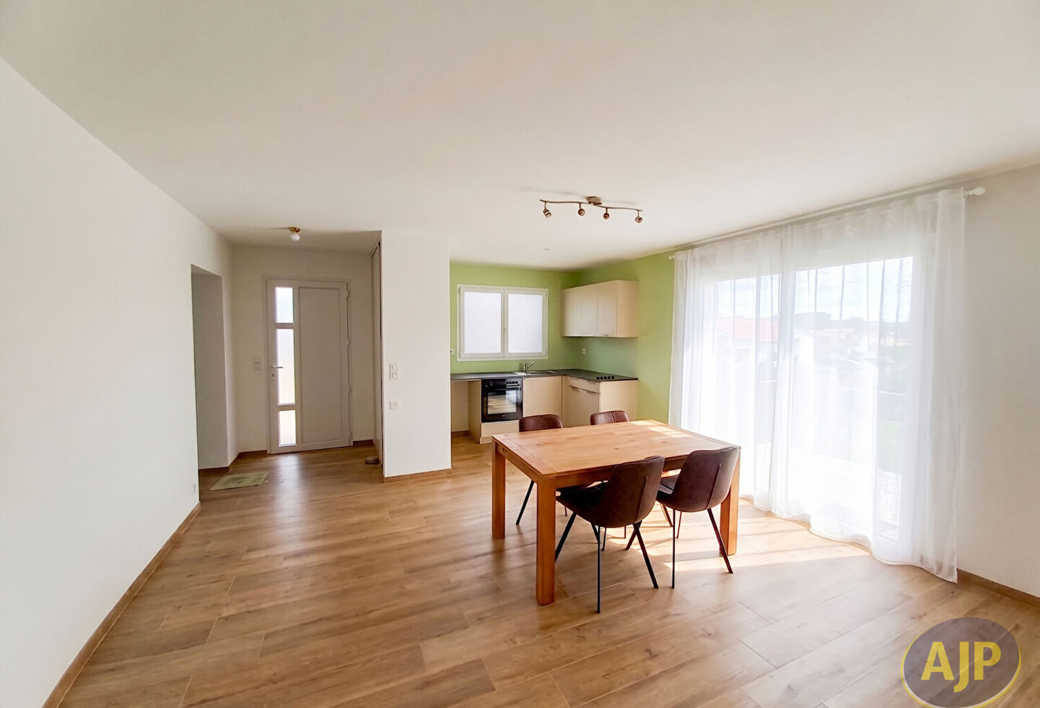 APPARTEMENT MEUBLE SULNIAC — photo 1