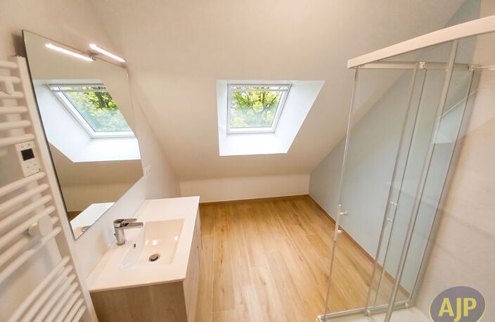 APPARTEMENT MEUBLE SULNIAC — photo 3