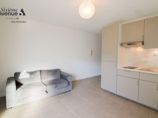 St Jean d'Angely - studio meublé 20,45 m² — photo du bien