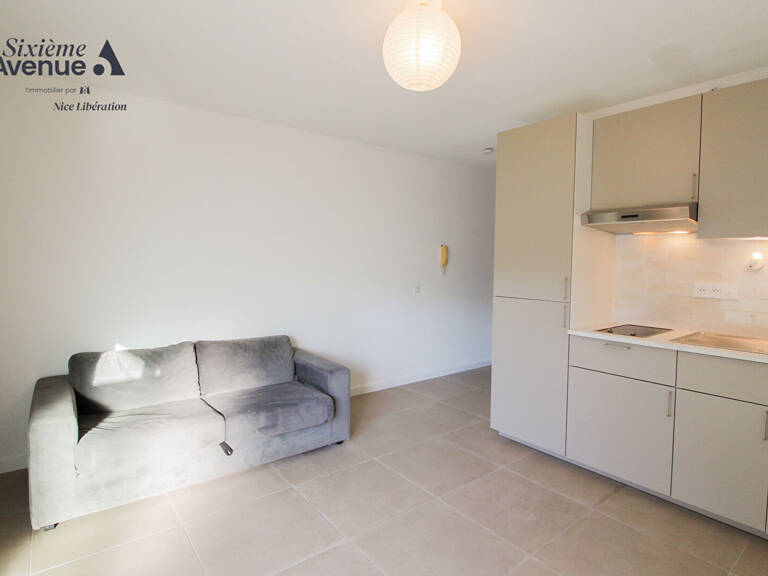 St Jean d'Angely - studio meublé 20,45 m² — photo 1