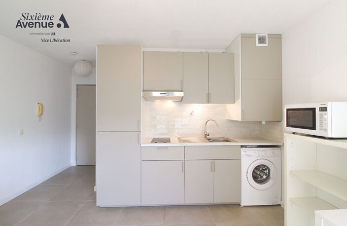 St Jean d'Angely - studio meublé 20,45 m² — photo 2