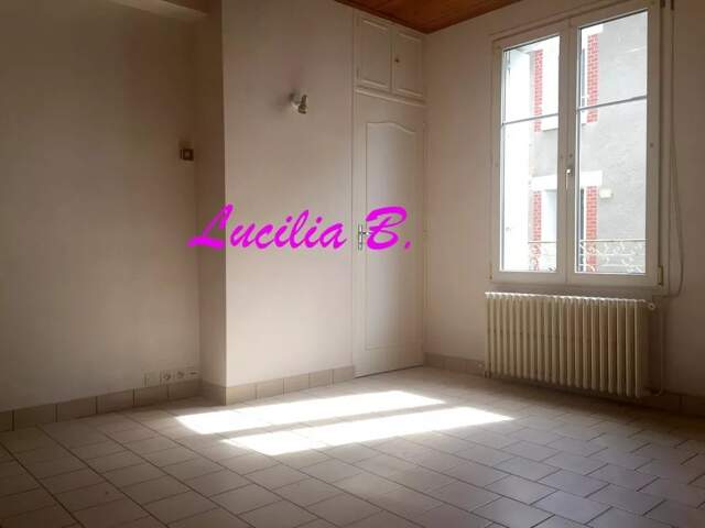 Studio à louer — photo du bien