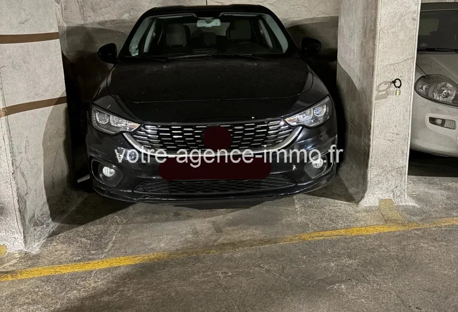 Rare!  Quartier Fleur parking en sous/sol — photo 1