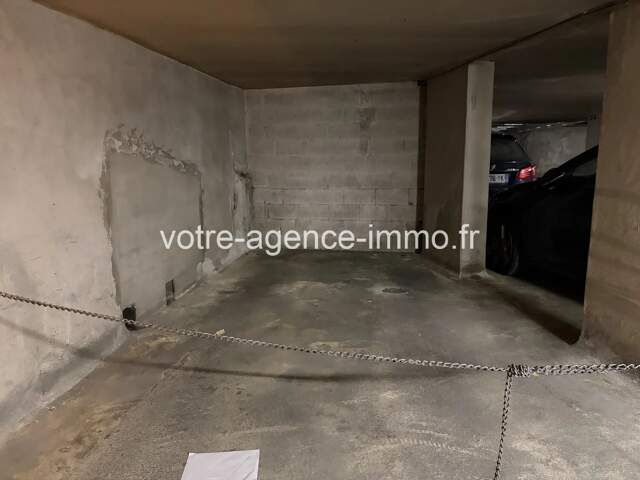 Rare!  Quartier Fleur parking en sous/sol — photo du bien