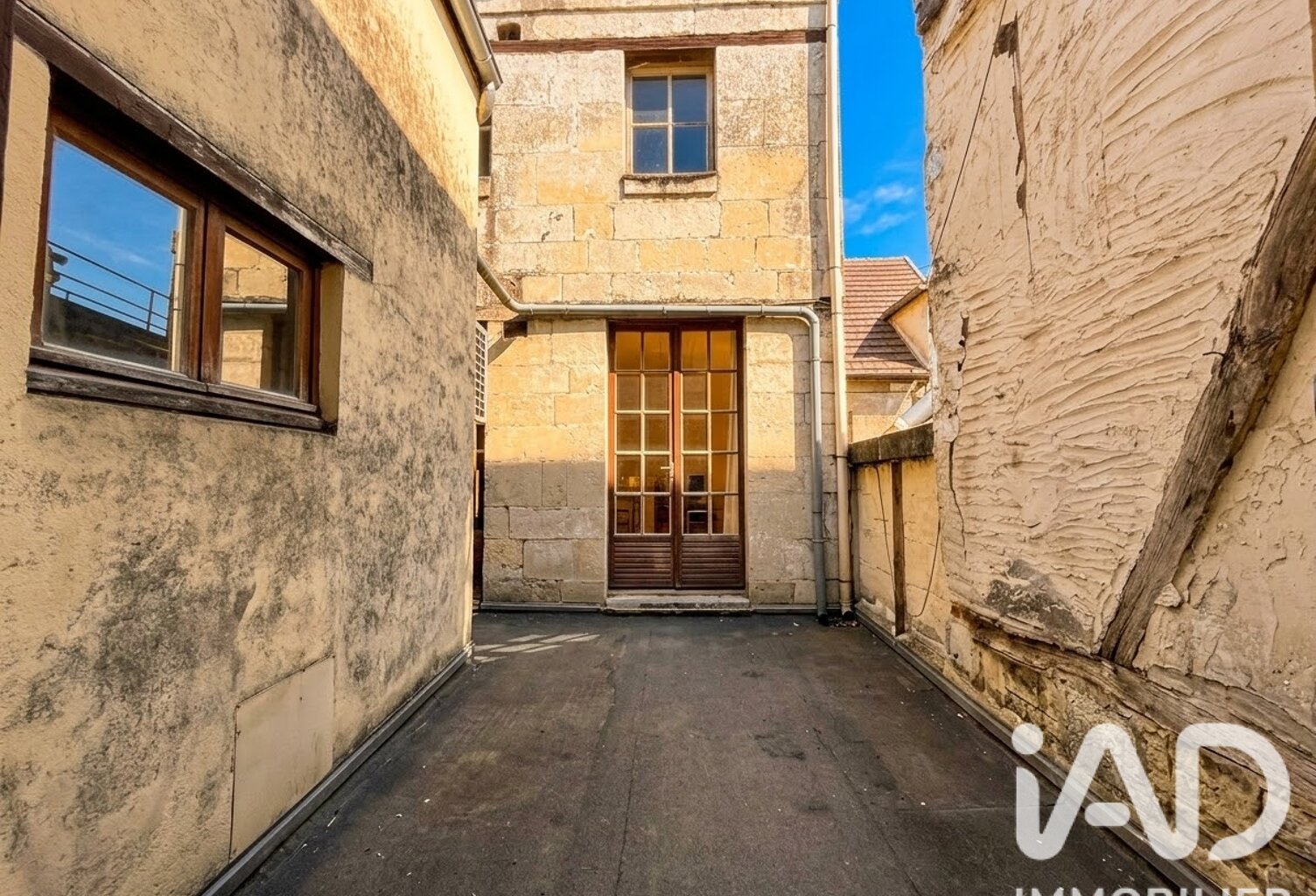 Vente Immeuble 150 m&sup2; — photo 1