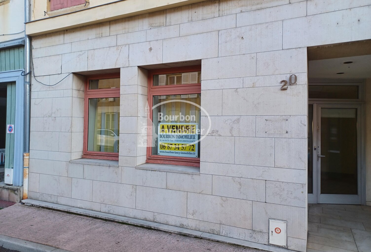 Vente local industriel  121 m² Bourbon-Lancy (71140) — photo 1