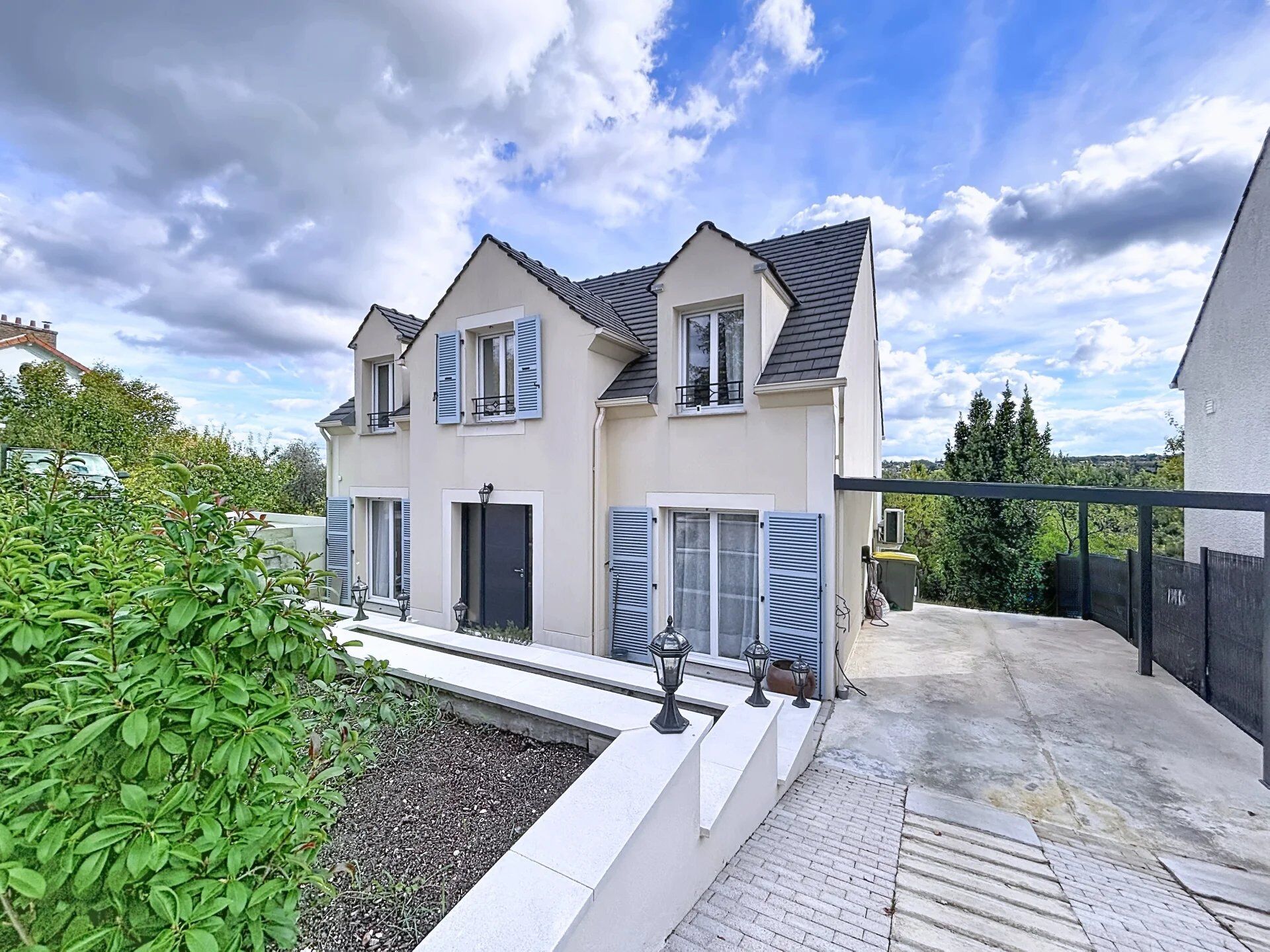 Maison 6 pièces 136 m² · à Yerres · 136 m² · 550 000 €