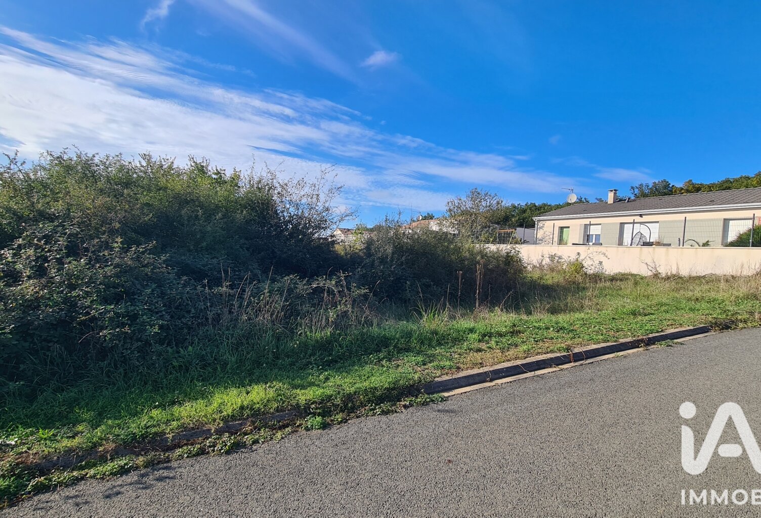 Vente Terrain à bâtir 713 m&sup2; — photo 1