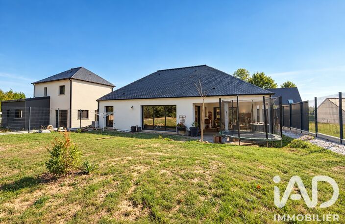 Vente Maison/villa 7 pièces — photo 2