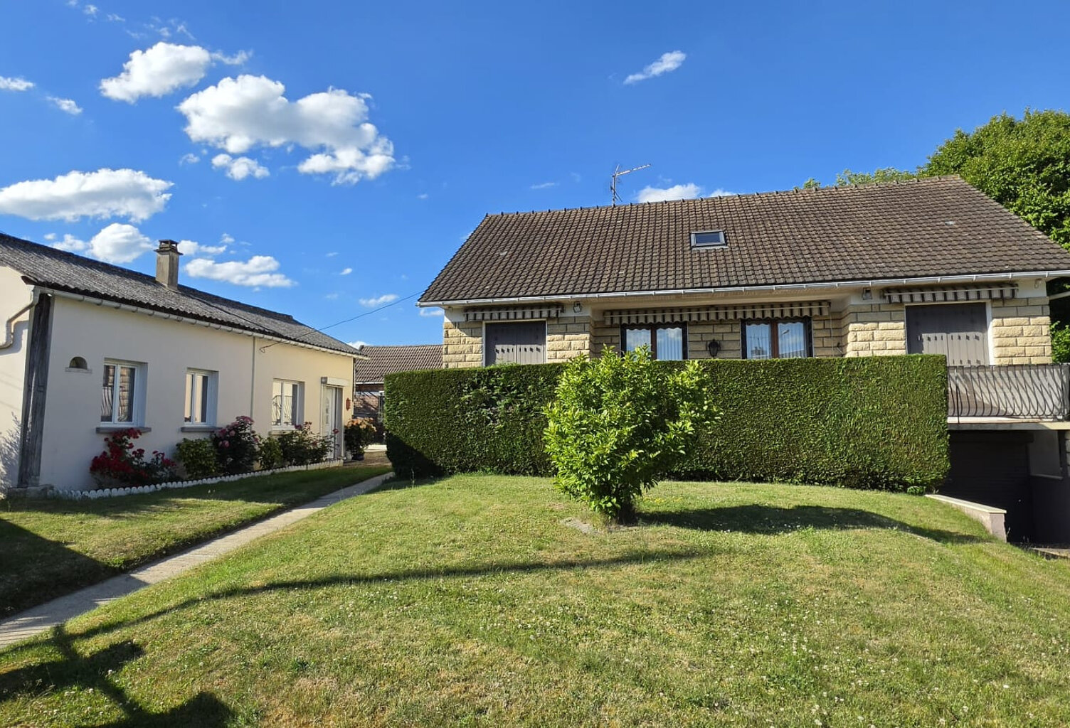 ANDEVILLE   Propriété d'exception 206 m2 habitables (166 m2 — photo 1