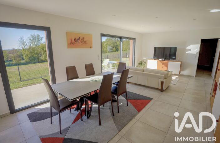 Vente Maison traditionnelle 5 pièces — photo 2