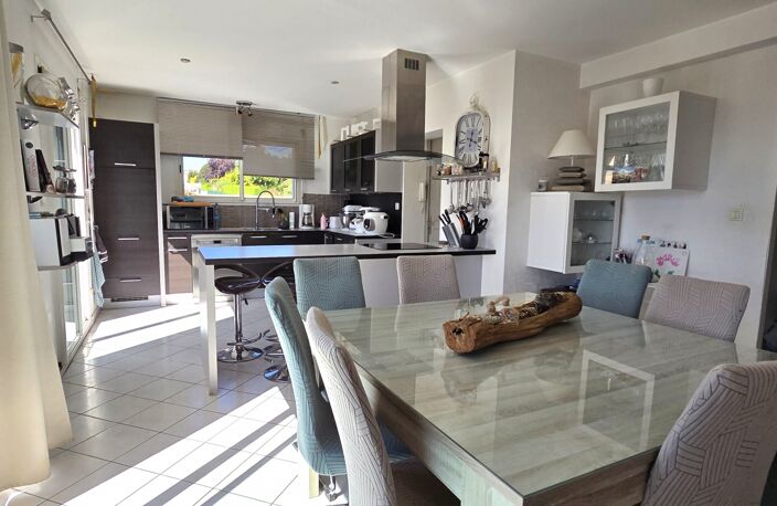 Vente Maison/villa 6 pièces — photo 4