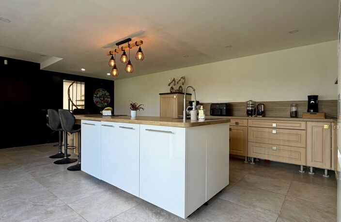 Vente Maison/villa 6 pièces — photo 4