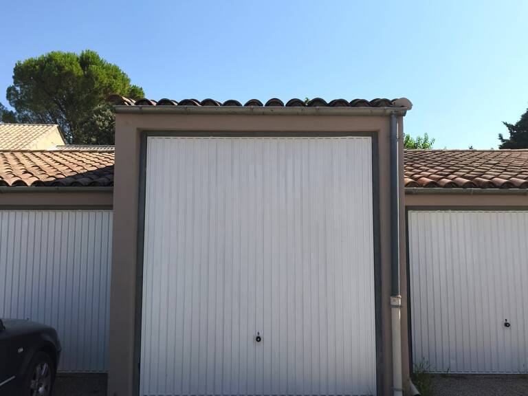 Vente Garage 18 m&sup2; — photo 1
