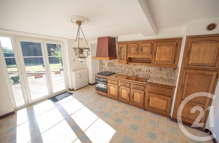 Vente maison 7 pièces 179 m² Peyriac-Minervois (11160) — photo 2