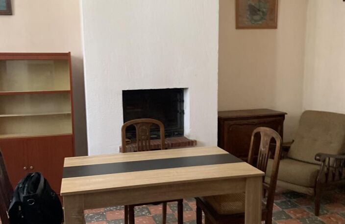 Vente maison 7 pièces 75 m² Lagrasse (11220) — photo 3